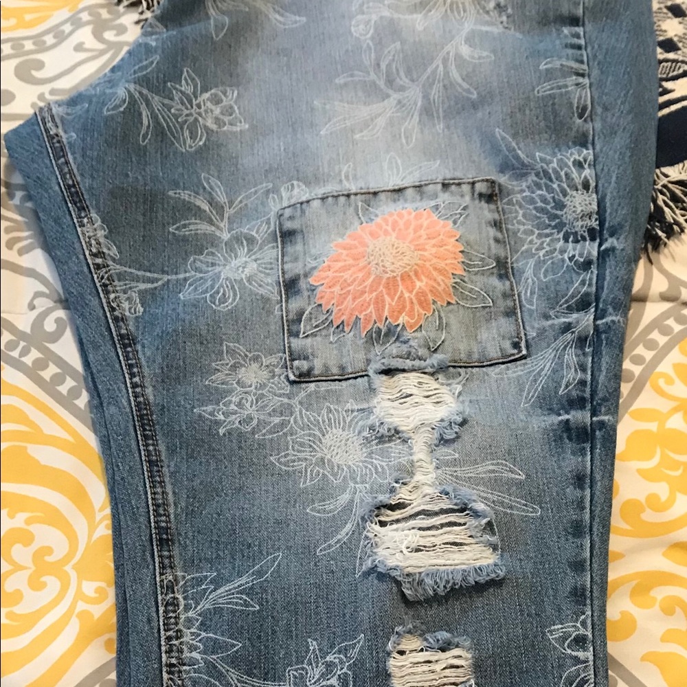 Cato Denim Women’s distress jeans